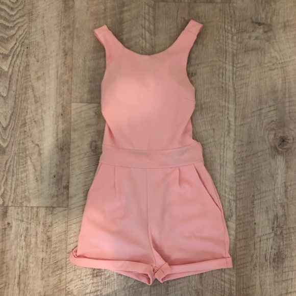 Made in Italy Pants - NWOT Made in Italy Backless Romper💕 (Size Small)